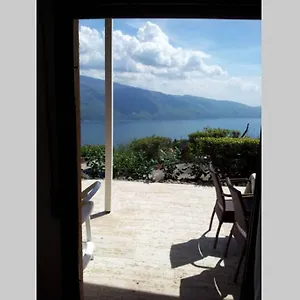 https://bungalow-sonnensee-mit-phantastischem-fernblick.it-lombardy.com