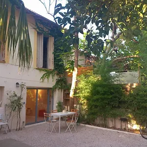 https://le-nid.fr-provencehotel.com